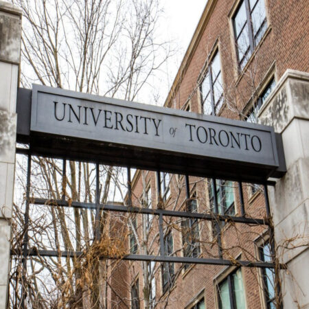 Lester B. Pearson International Scholarships 2023 at University of Toronto